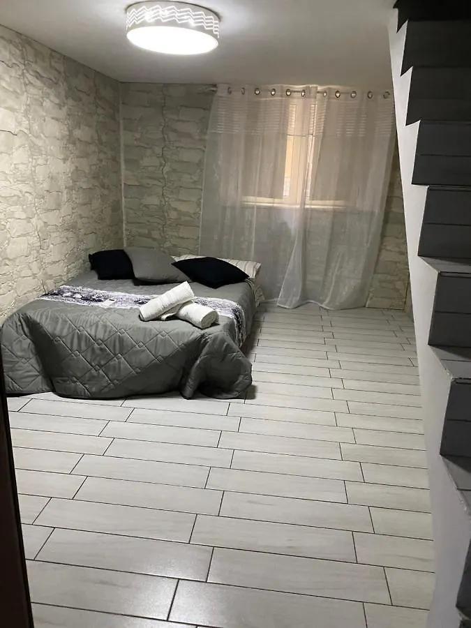 House Aurora Apartment Naples Italy